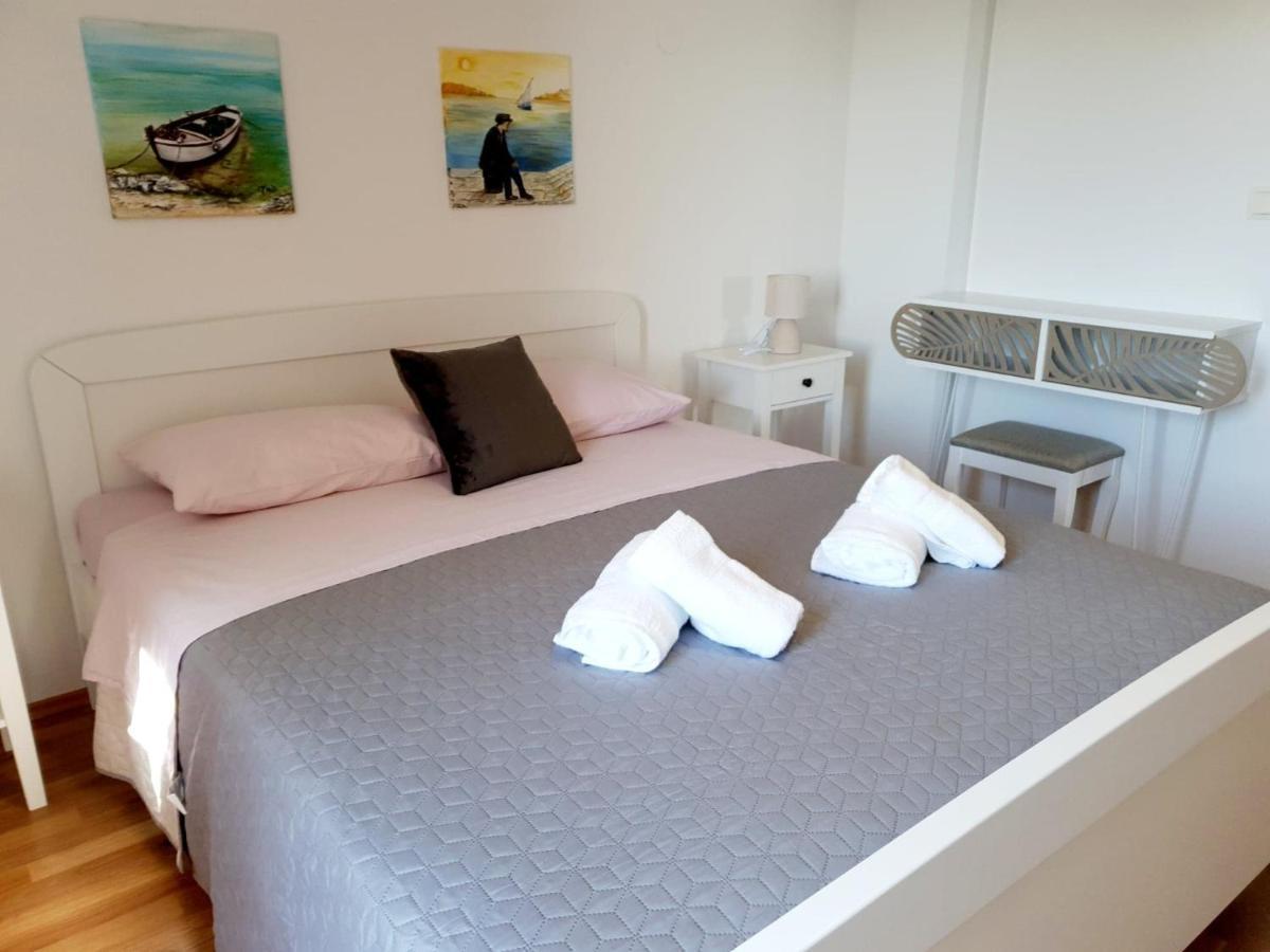 Apartman Sime Tribalj Exterior foto
