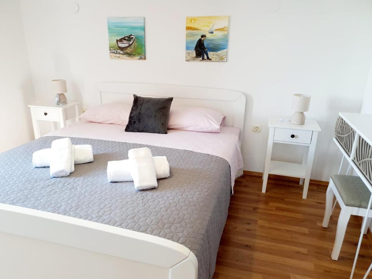 Apartman Sime Tribalj Exterior foto